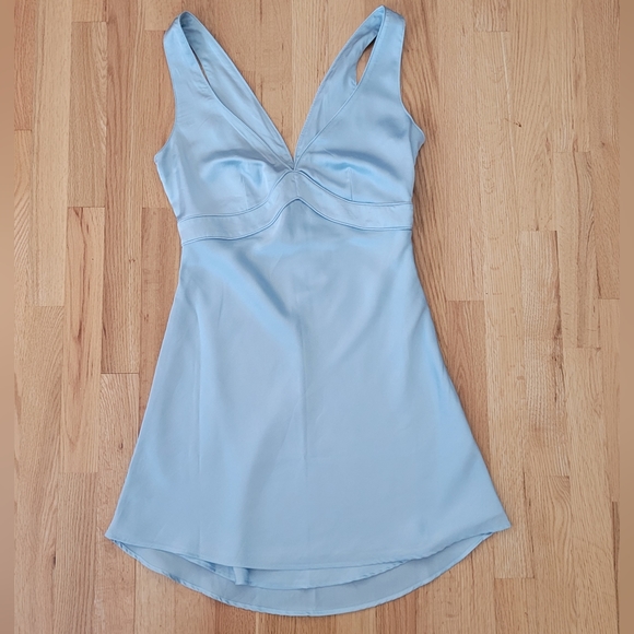 ABERCROMBIE & FITCH V-NECK SLEEVELESS SATIN MINI PARTY DRESS SZ SM TALL 💫NWT💫 - Picture 3 of 16